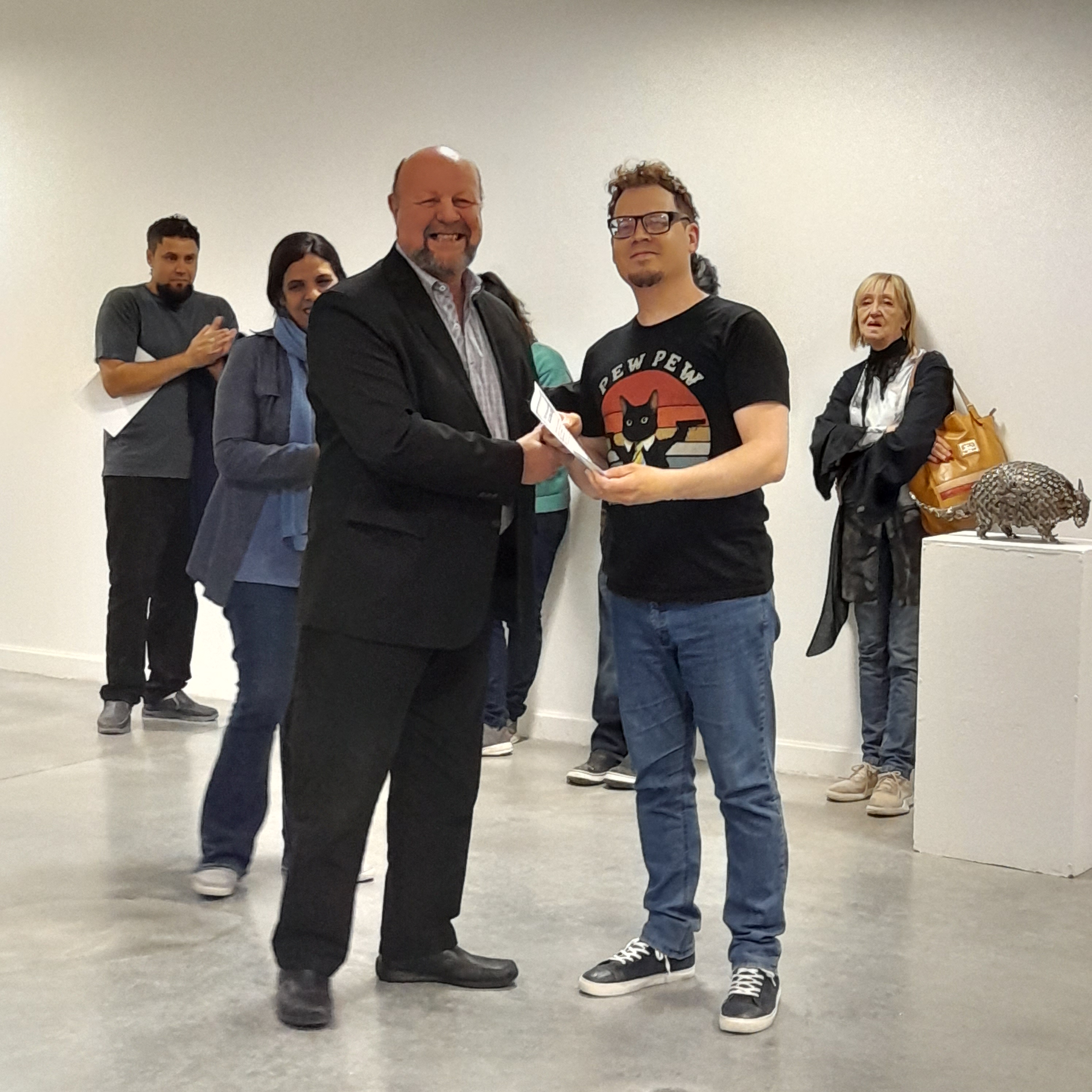 Artista pampeano obtuvo el primer premio en el Salón de Escultura 2022 