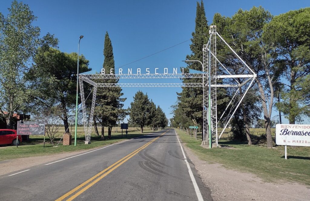 Bernasconi celebra sus 136 años de vida 