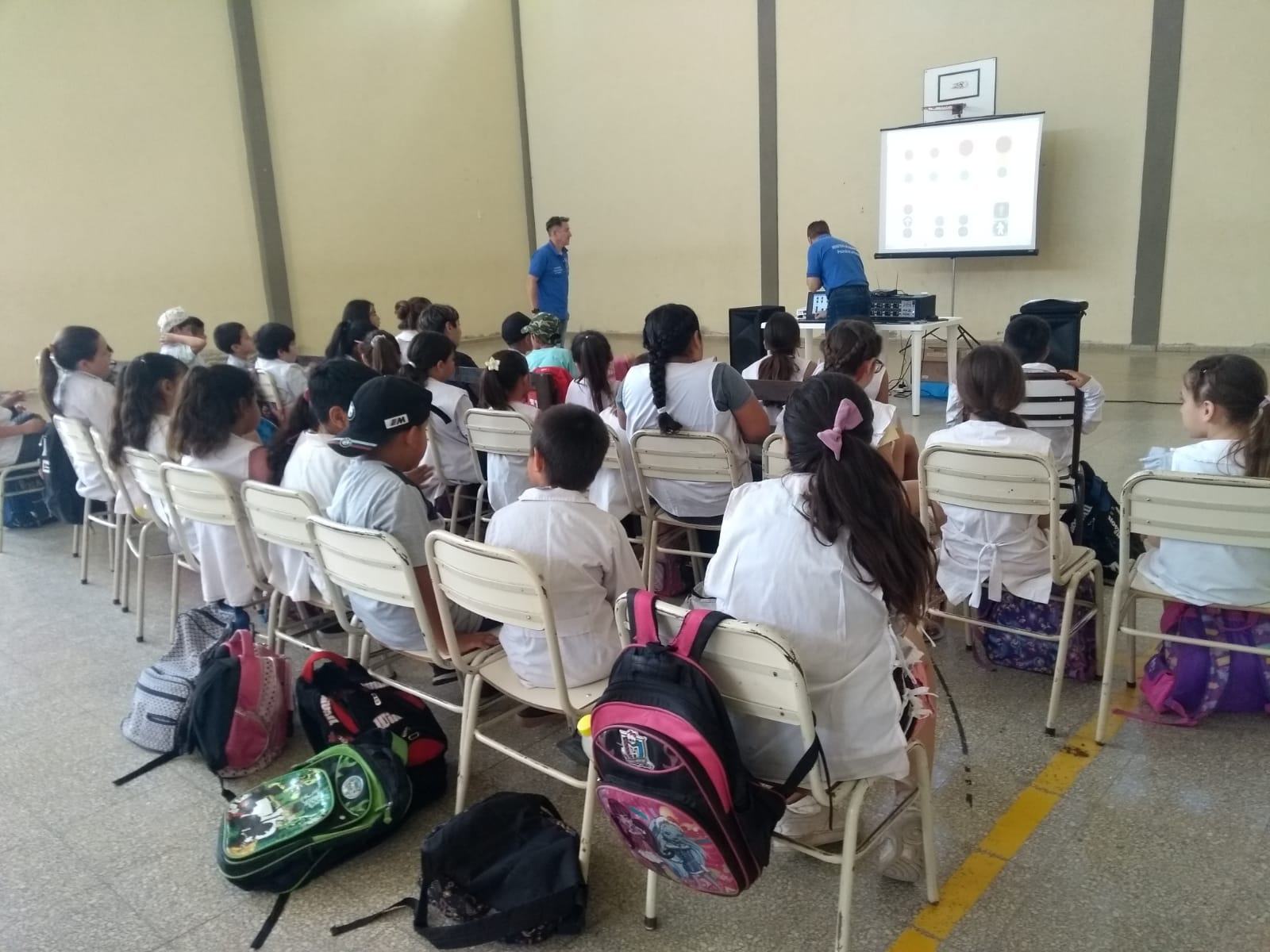 Dictaron charla de Seguridad Vial en instituciones educativas de Luan Toro 
