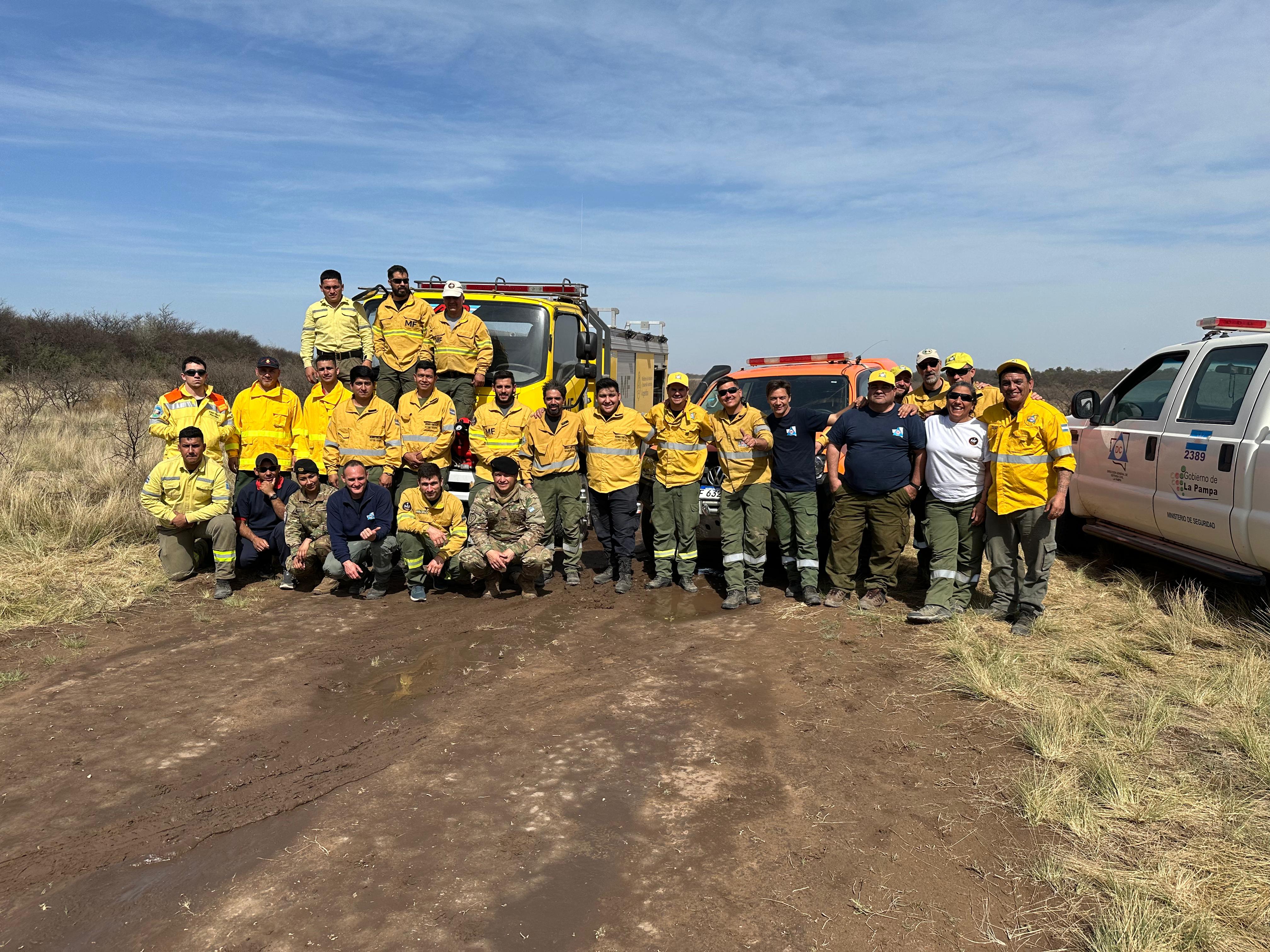 Brigadistas y bomberos completaron taller sobre Autobombas Forestales