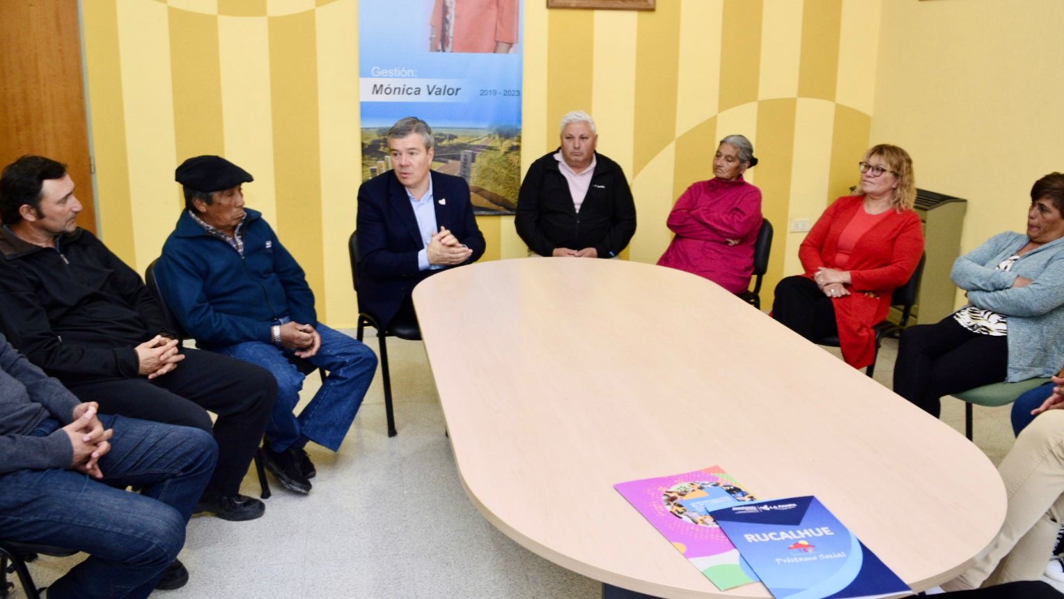 Jornada de trabajo del Gobierno provincial en Luan Toro  