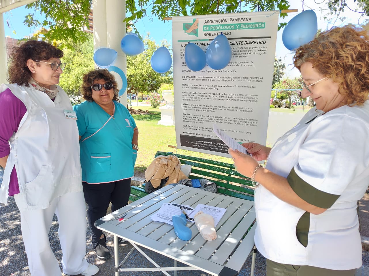 Salud concretó una Jornada sobre Diabetes en la plaza San Martin de Santa Rosa