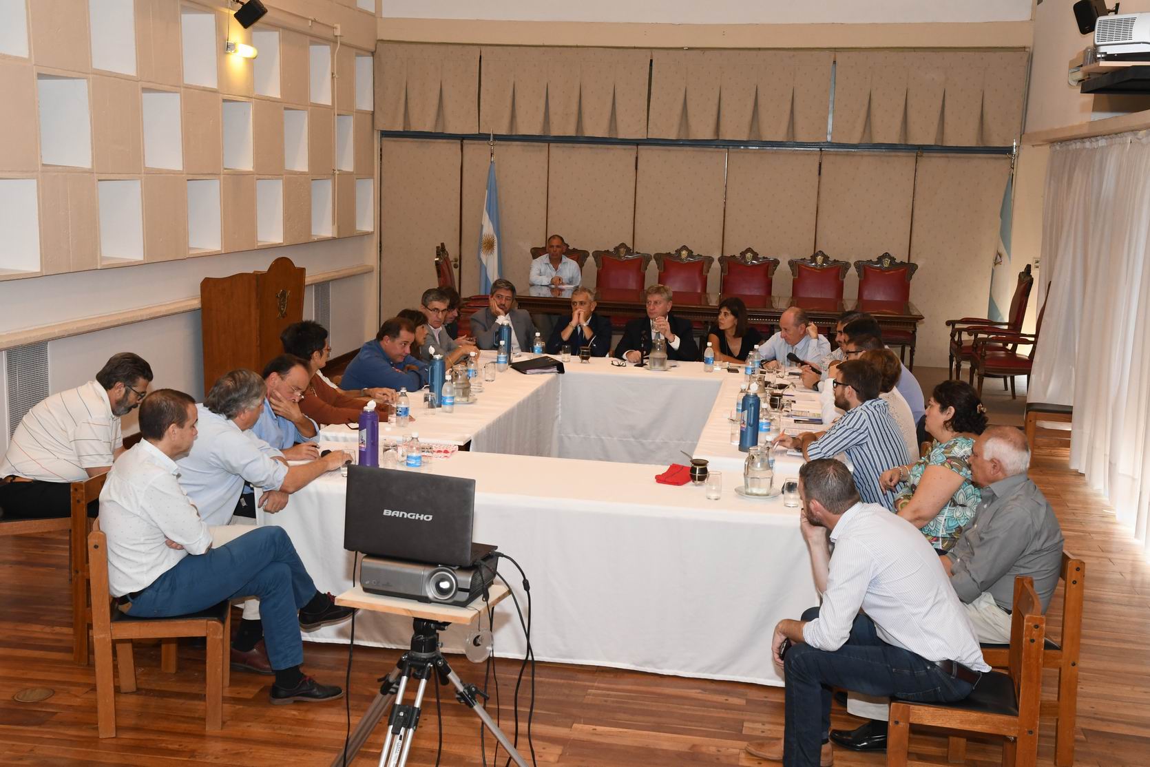 Coronavirus: el Gobernador presidió la primera reunión del Comité de Crisis 