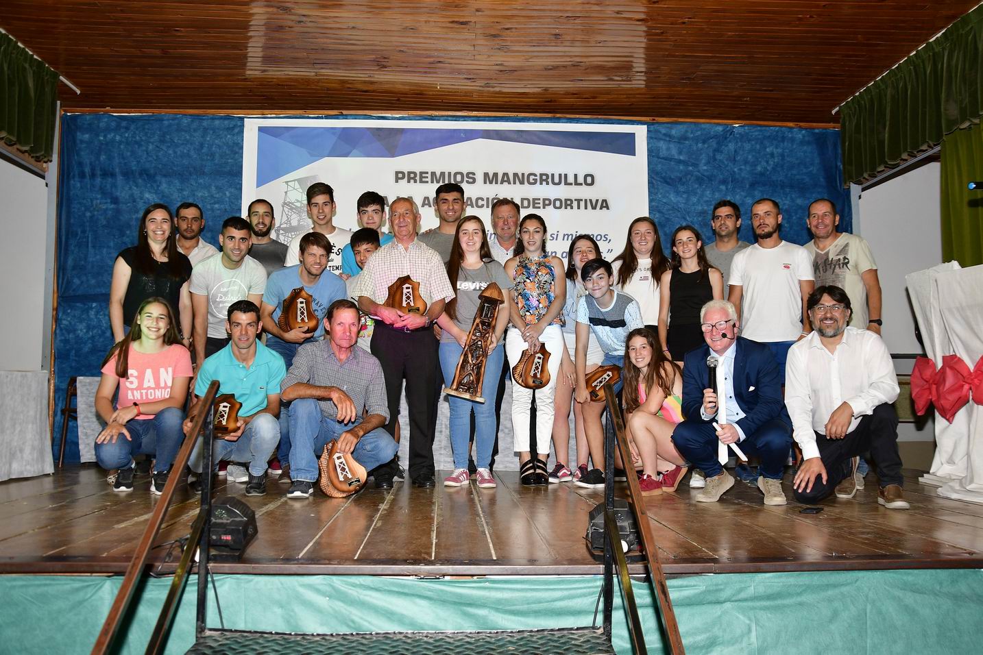 Premios Mangrullos a deportistas de Macachín 
