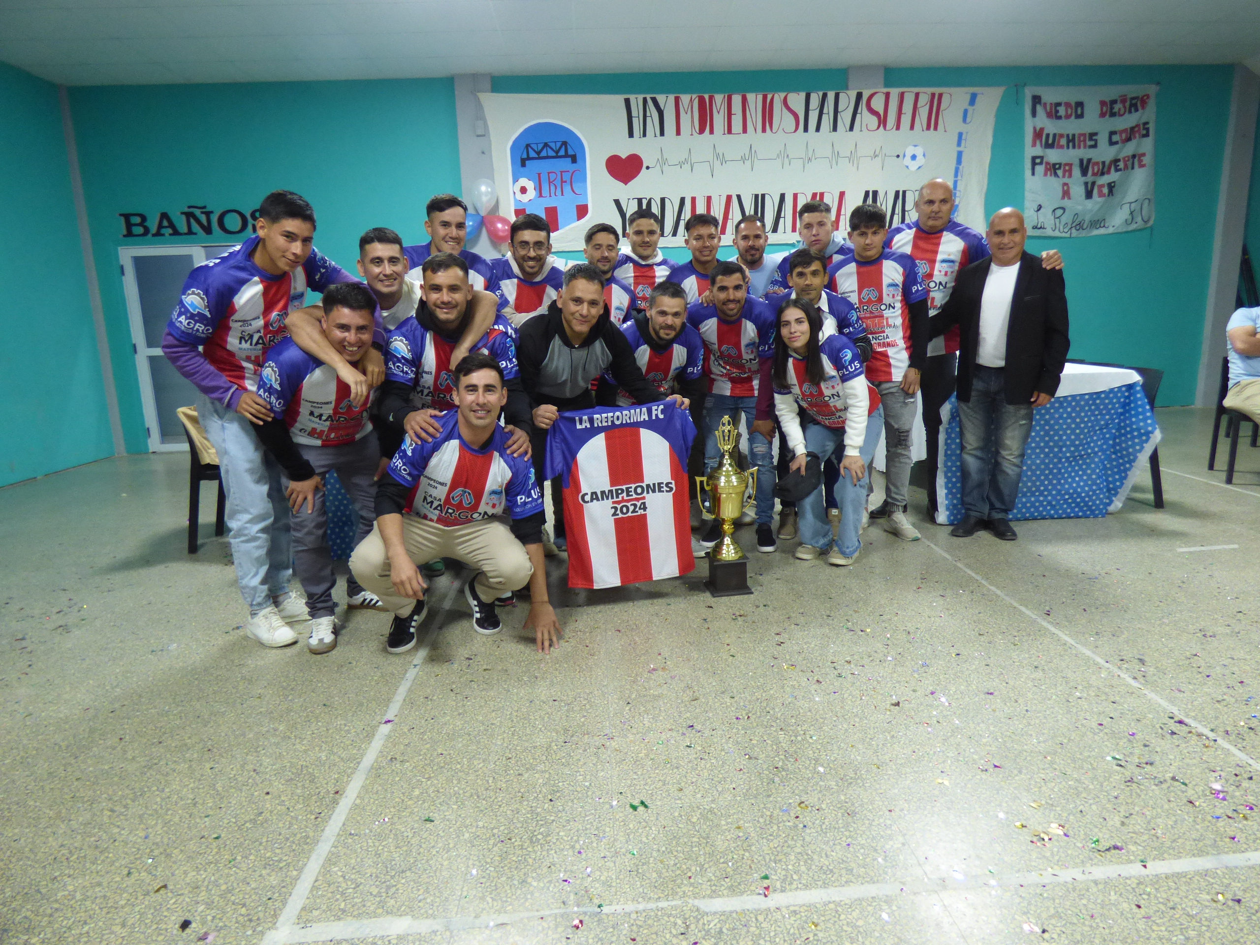  La Reforma festejó el campeonato de la Liga Municipal de Fútbol