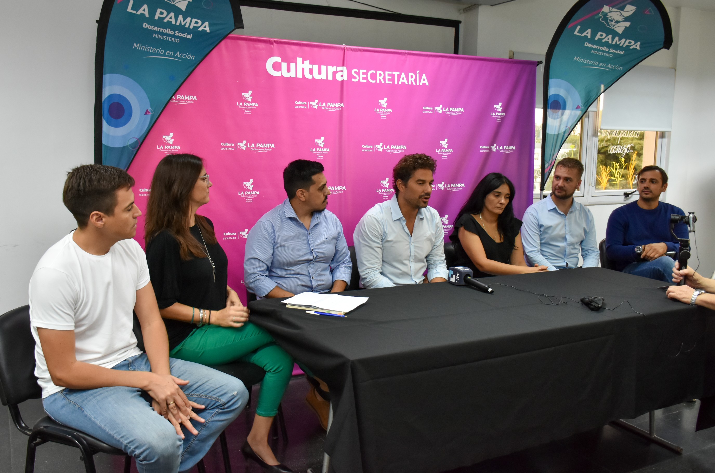 Apn La Pampa En El Día De Hoy En El Centro Cultural Provincial Medasur Se Presentó El Ciclo 2232