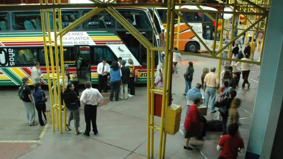 Se habilitan los servicios de transporte automotor interurbano de pasajeros