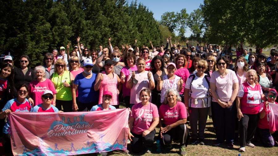 Juntas por la lucha contra el cáncer de mama 